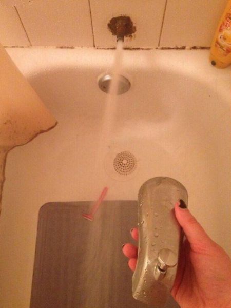 Hétfő a fürdőszobában